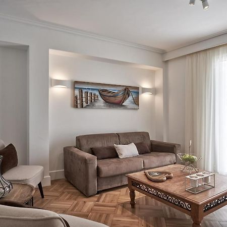 Marvelous N Bright Apt Next To Megaro Mousikis Афины Экстерьер фото