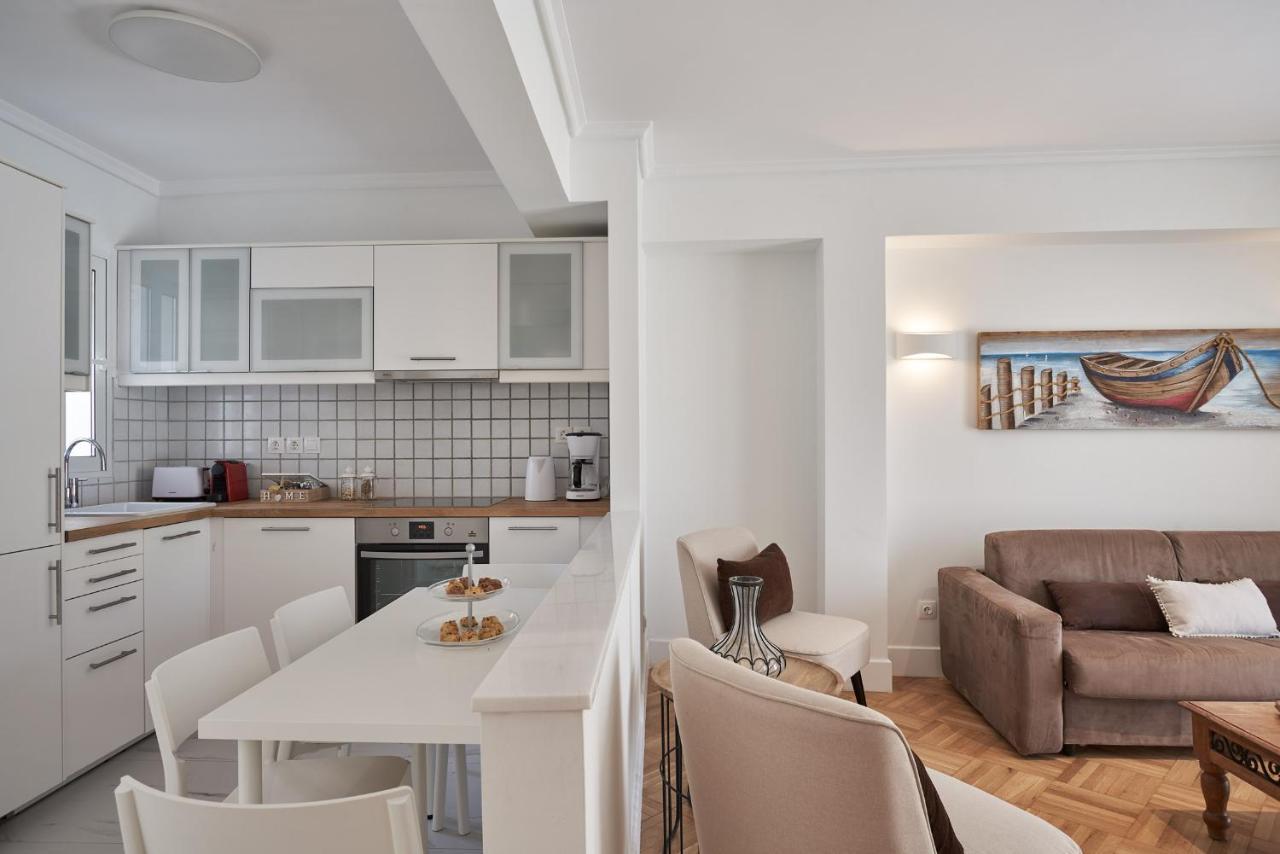 Marvelous N Bright Apt Next To Megaro Mousikis Афины Экстерьер фото